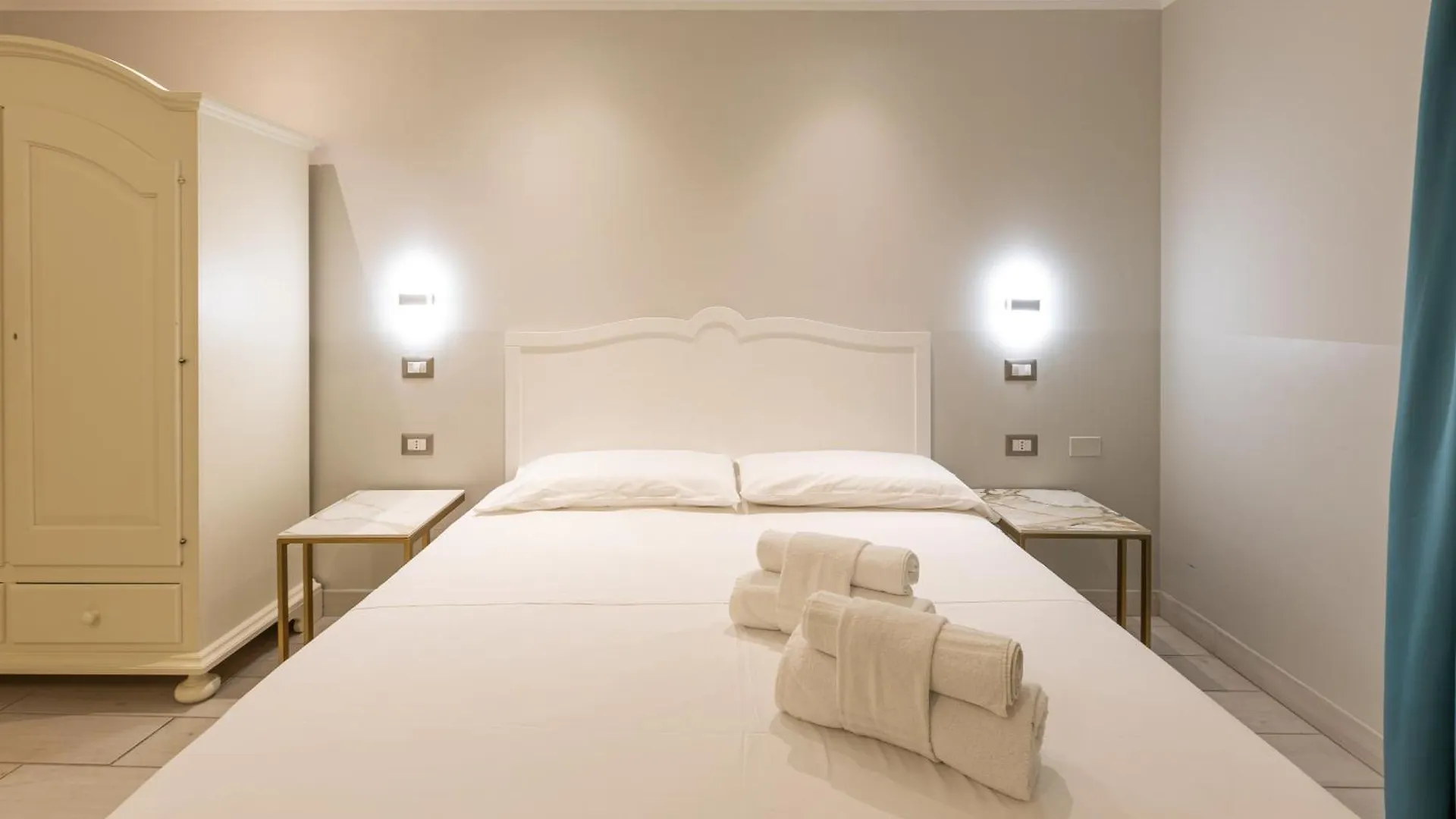 Domu Ajaju Guest House Villasimius Italy