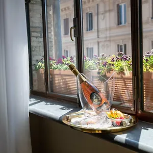 Neman Maison Experience I Pantheon Couette-café Rome