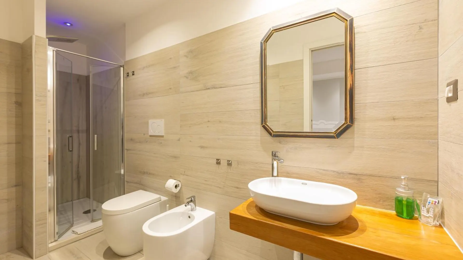 Domu Ajaju Guest House Villasimius