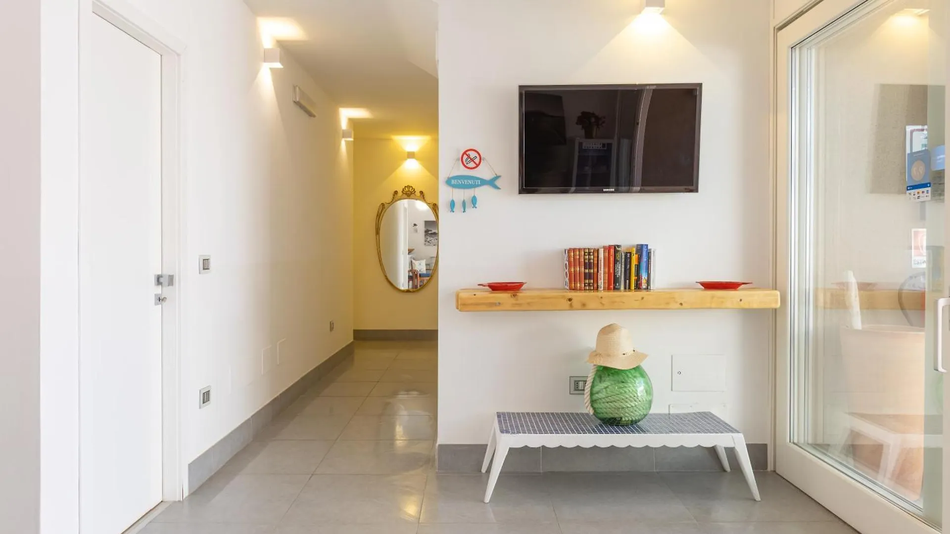 Domu Ajaju Guest House Villasimius